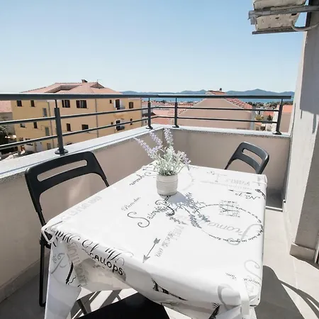Hera With Balcony And Free Parking
