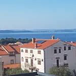 아파트 Hera With Balcony And Free Parking *