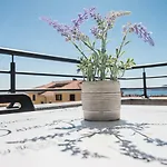 Hera With Balcony And Free Parking 자다르