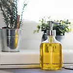 Hera With Balcony And Free Parking 아파트