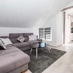 Hera With Balcony And Free Parking