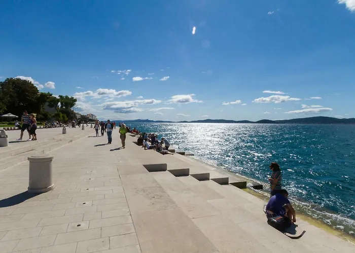 Hera With Balcony And Free Parking アパート *