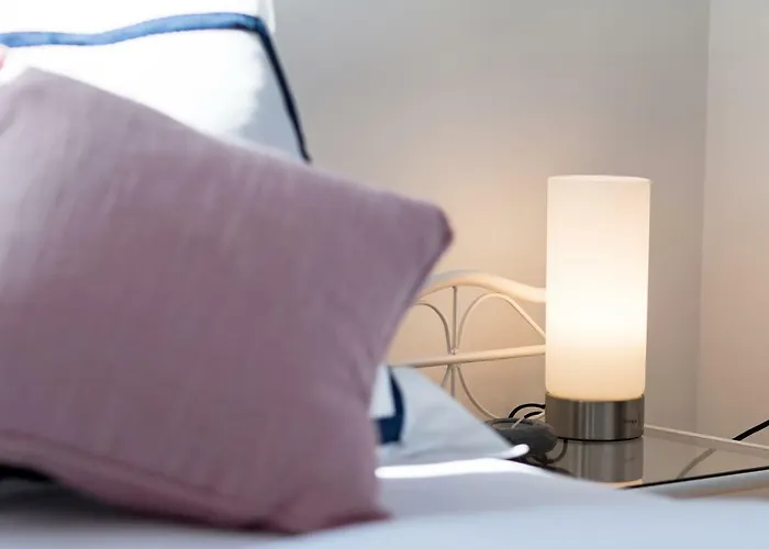 Hera With Balcony And Free Parking ザダル